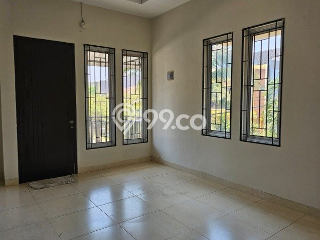 Jual Rumah Luas Megah Dengan View Eksklusif di Kalideres, Jakarta Barat Jual Rumah Luas Megah Dengan View Eksklusif di Kalideres, Jakarta Barat