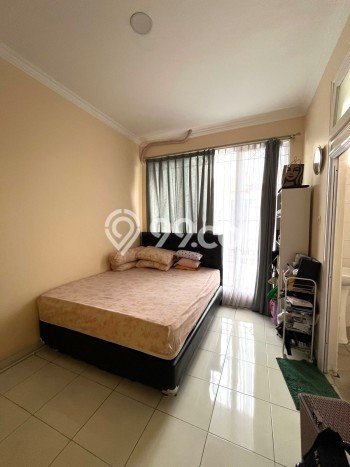 Jual Rumah Mewah Elegan Dengan View Eksklusif di Green Lake City, Jakarta Barat Jual Rumah Mewah Elegan Dengan View Eksklusif di Green Lake City, Jakarta Barat