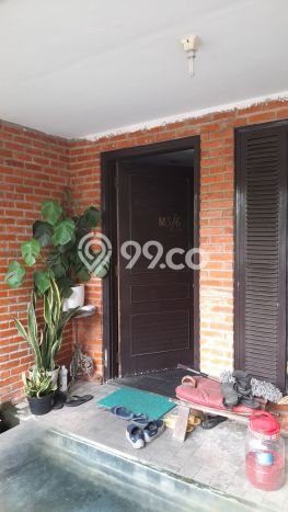 Rumah Eksklusif Dijual LT 160m2 di Ciputat Timur, Tangerang Selatan Rumah Eksklusif Dijual LT 160m2 di Ciputat Timur, Tangerang Selatan