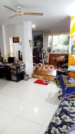 Rumah Eksklusif Dijual LT 160m2 di Ciputat Timur, Tangerang Selatan Rumah Eksklusif Dijual LT 160m2 di Ciputat Timur, Tangerang Selatan