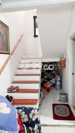 Rumah Eksklusif Dijual LT 160m2 di Ciputat Timur, Tangerang Selatan Rumah Eksklusif Dijual LT 160m2 di Ciputat Timur, Tangerang Selatan