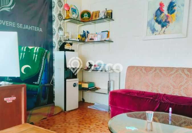 Rumah Modern LT 375m² Terawat di Serua, Dekat Tempat Strategis, Tangerang Rumah Modern LT 375m² Terawat di Serua, Dekat Tempat Strategis, Tangerang