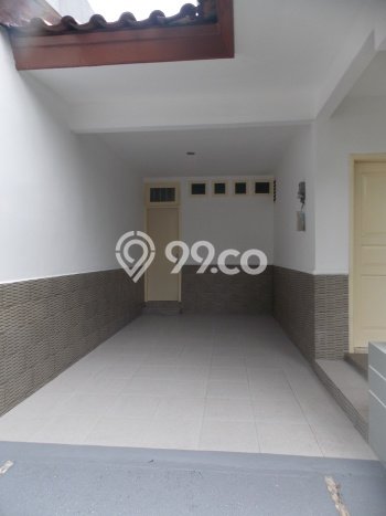 Hunian Elit LB 180m2 Siap Pakai Desain Elegan di Bintaro, Tangerang Selatan Hunian Elit LB 180m2 Siap Pakai Desain Elegan di Bintaro, Tangerang Selatan