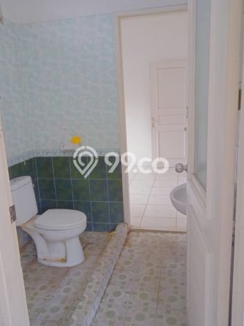 Rumah Kontrakan Tangerang Selatan LT 200m2 LB 170m2 Kawasan Sektor 9-Bintaro Rumah Kontrakan Tangerang Selatan LT 200m2 LB 170m2 Kawasan Sektor 9-Bintaro
