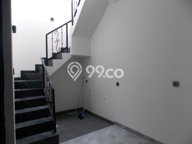 Dijual Rumah Mewah Elegan Dengan View Cantik di Bintaro, Tangerang Selatan Dijual Rumah Mewah Elegan Dengan View Cantik di Bintaro, Tangerang Selatan