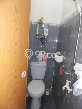 Rumah Strategis Modern Lb 85m2 di Ciputat, Tangerang Selatan Rumah Strategis Modern Lb 85m2 di Ciputat, Tangerang Selatan