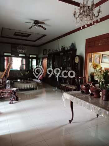 Rumah Mewah Siap Huni LT 1080m2 di Tebet, Jakarta Selatan Rumah Mewah Siap Huni LT 1080m2 di Tebet, Jakarta Selatan