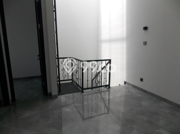 Dijual Rumah Mewah Elegan Dengan View Cantik di Bintaro, Tangerang Selatan Dijual Rumah Mewah Elegan Dengan View Cantik di Bintaro, Tangerang Selatan