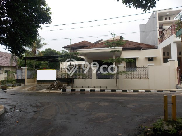 Hunian Bagus Disewakan Harga Terjangkau Area Strategis Tangerang Selatan Hunian Bagus Disewakan Harga Terjangkau Area Strategis Tangerang Selatan