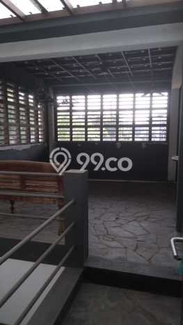 Rumah Luxury Modern Siap Huni di Bintaro Tangerang Selatan Rumah Luxury Modern Siap Huni di Bintaro Tangerang Selatan