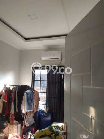 Rumah Minimalis 4 KT LT 72m2 di Graha Raya Rumah Minimalis 4 KT LT 72m2 di Graha Raya