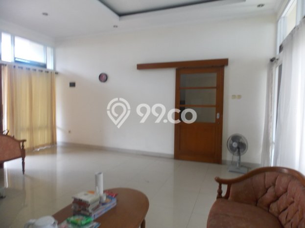 Ready to Use! Premium House LT 180m2 Desain Elegan di Bintaro Ready to Use! Premium House LT 180m2 Desain Elegan di Bintaro