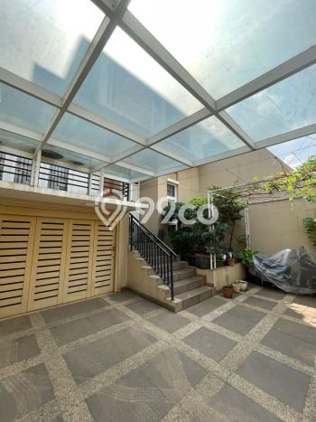 Siap Huni Hunian Elit 4 Kamar di Kebayoran Baru Dekat ke Mana Saja Siap Huni Hunian Elit 4 Kamar di Kebayoran Baru Dekat ke Mana Saja