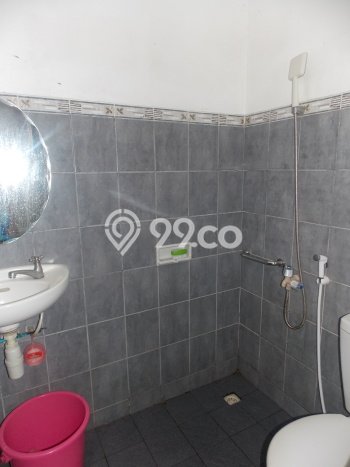 Rumah Strategis Modern Lb 85m2 di Ciputat, Tangerang Selatan Rumah Strategis Modern Lb 85m2 di Ciputat, Tangerang Selatan