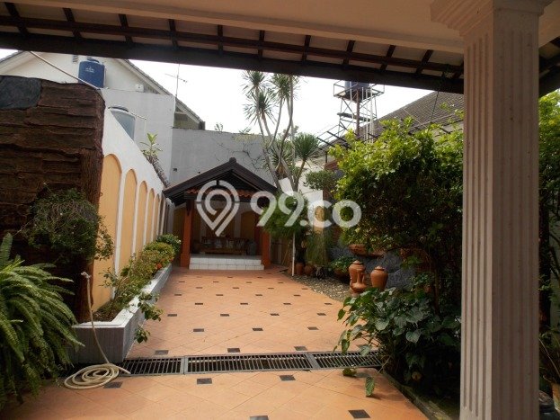 Rumah Luxury Modern Siap Huni di Kebagusan Jakarta Selatan Rumah Luxury Modern Siap Huni di Kebagusan Jakarta Selatan