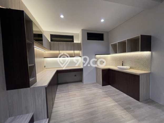 Jual Rumah Mewah Megah Dengan View Eksklusif di Kota Baru Parahyangan, Bandung Jual Rumah Mewah Megah Dengan View Eksklusif di Kota Baru Parahyangan, Bandung