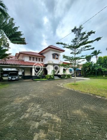 Siap Huni Hunian Elit 5 Kamar di Cilandak Dekat ke Mana Saja Siap Huni Hunian Elit 5 Kamar di Cilandak Dekat ke Mana Saja