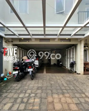 Dijual Rumah Premium dengan Fasilitas Sekitar Lengkap di Kebayoran Lama, Jakarta Selatan Dijual Rumah Premium dengan Fasilitas Sekitar Lengkap di Kebayoran Lama, Jakarta Selatan