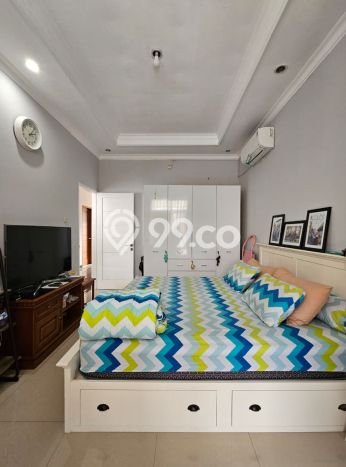 Ready to Use! Premium House LT 184m2 Desain Modern di Veteran Ready to Use! Premium House LT 184m2 Desain Modern di Veteran