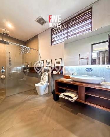 Rumah Elit LB 500m2 Siap Pakai Desain Elegan di Veteran, Jakarta Selatan Rumah Elit LB 500m2 Siap Pakai Desain Elegan di Veteran, Jakarta Selatan