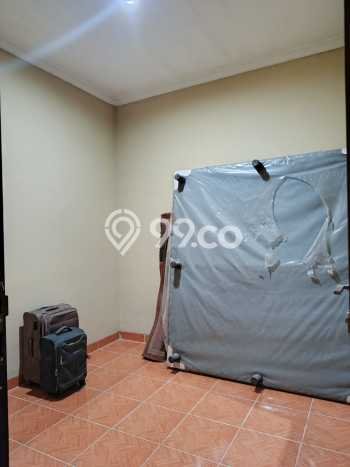 Disewakan Rumah Murah di Veteran Jakarta Selatan dengan 2 Kamar Tidur Disewakan Rumah Murah di Veteran Jakarta Selatan dengan 2 Kamar Tidur