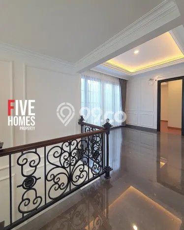 Rumah Luxury Modern Siap Huni di Sektor 7-Bintaro Tangerang Selatan Rumah Luxury Modern Siap Huni di Sektor 7-Bintaro Tangerang Selatan