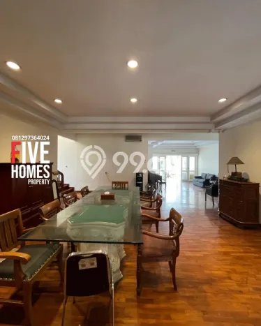 Rumah Elit Modern Tanpa Renovasi di Menteng Dalam Jakarta Selatan Rumah Elit Modern Tanpa Renovasi di Menteng Dalam Jakarta Selatan