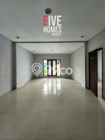 Rumah Mewah LB 275m2 Siap Pakai Desain Elegan di Lebak Bulus, Jakarta Selatan Rumah Mewah LB 275m2 Siap Pakai Desain Elegan di Lebak Bulus, Jakarta Selatan