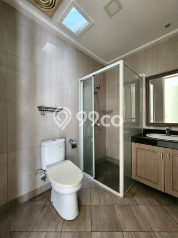 Ready to Use! Premium House LT 696m2 Desain Modern di Kemang Ready to Use! Premium House LT 696m2 Desain Modern di Kemang