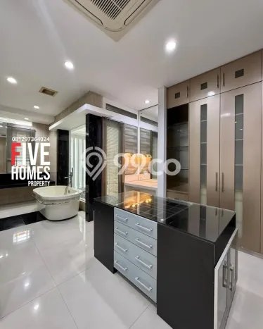 For Sale! Luxury House LT 407m2 Desain Modern di Pondok Indah For Sale! Luxury House LT 407m2 Desain Modern di Pondok Indah