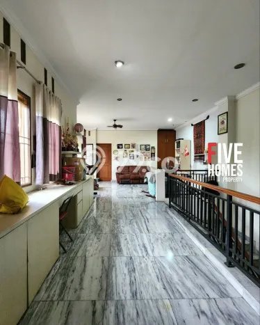 Jual Rumah Mewah Megah Dengan View Eksklusif di Sektor 2 - Bintaro, Jakarta Selatan Jual Rumah Mewah Megah Dengan View Eksklusif di Sektor 2 - Bintaro, Jakarta Selatan