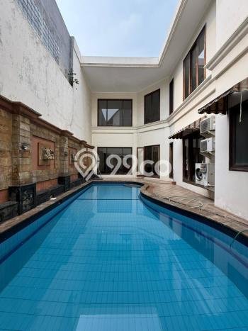 Rumah Elit LB 50m2 Siap Pakai Desain Elegan di Pondok Indah, Jakarta Selatan Rumah Elit LB 50m2 Siap Pakai Desain Elegan di Pondok Indah, Jakarta Selatan