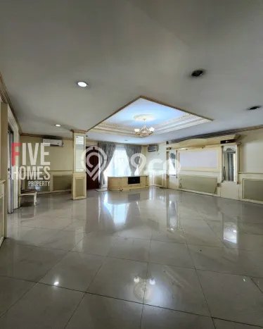 Rumah Elit Modern Tanpa Renovasi di Pondok Indah Jakarta Selatan Rumah Elit Modern Tanpa Renovasi di Pondok Indah Jakarta Selatan