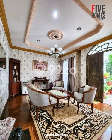 Dijual Rumah Mewah Megah Dengan View Cantik di Pondok Indah, Jakarta Selatan Dijual Rumah Mewah Megah Dengan View Cantik di Pondok Indah, Jakarta Selatan