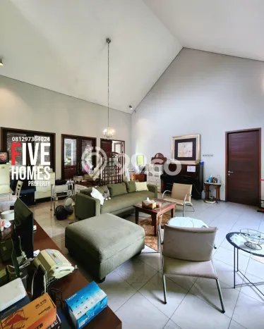 Rumah Elit Modern Tanpa Renovasi di Rempoa Tangerang Rumah Elit Modern Tanpa Renovasi di Rempoa Tangerang