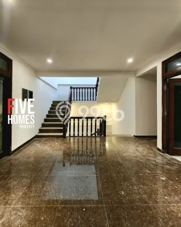 Komersial Dijual Lokasi Stratagis di Menteng Jakarta Pusat Cocok untuk Bisnis Komersial Dijual Lokasi Stratagis di Menteng Jakarta Pusat Cocok untuk Bisnis