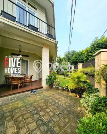 Dijual Rumah Premium dengan Fasilitas Sekitar Lengkap di Kebayoran Lama, Jakarta Selatan Dijual Rumah Premium dengan Fasilitas Sekitar Lengkap di Kebayoran Lama, Jakarta Selatan