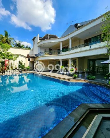Rumah Elit Modern Tanpa Renovasi di Pondok Indah Jakarta Selatan Rumah Elit Modern Tanpa Renovasi di Pondok Indah Jakarta Selatan
