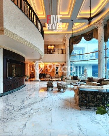 Rumah Luxury Modern Tanpa Renovasi di Pondok Indah Jakarta Selatan Rumah Luxury Modern Tanpa Renovasi di Pondok Indah Jakarta Selatan