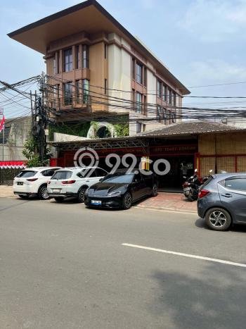 Rumah Luxury Modern Tanpa Renovasi di Pejompongan Jakarta Pusat Rumah Luxury Modern Tanpa Renovasi di Pejompongan Jakarta Pusat