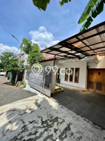 Rumah Elit Modern Siap Huni di Permata Hijau Jakarta Selatan Rumah Elit Modern Siap Huni di Permata Hijau Jakarta Selatan