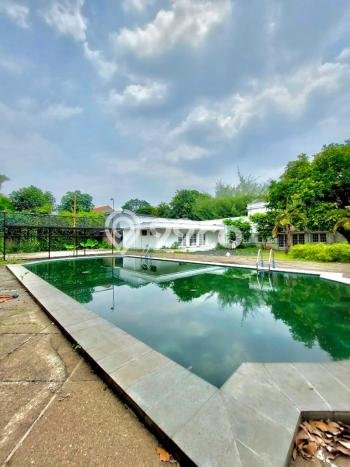 Kavling Tanah untuk Dijual di Kemang, Jakarta Selatan, Luas 9915m2 Kavling Tanah untuk Dijual di Kemang, Jakarta Selatan, Luas 9915m2