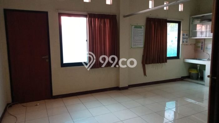 Jual Rumah Mewah Megah Dengan View Eksklusif di Bambu Apus, Jakarta Timur Jual Rumah Mewah Megah Dengan View Eksklusif di Bambu Apus, Jakarta Timur
