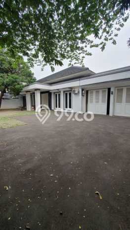 Rumah Luxury Modern Tanpa Renovasi di Bangka Jakarta Selatan Rumah Luxury Modern Tanpa Renovasi di Bangka Jakarta Selatan