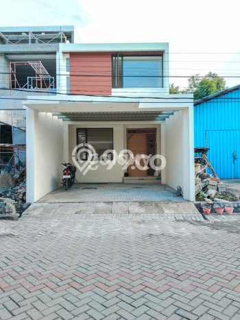 Rumah Minimalis 4 Kamar LT 124m2 di Pakuwon Indah Rumah Minimalis 4 Kamar LT 124m2 di Pakuwon Indah