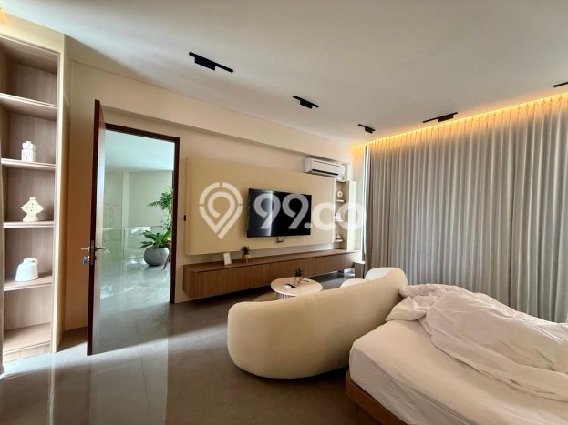 Hunian Mewah LB 553m2 Siap Pakai Desain Elegan di Legian, Badung Hunian Mewah LB 553m2 Siap Pakai Desain Elegan di Legian, Badung