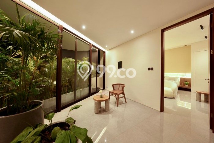 Hunian Mewah LB 553m2 Siap Pakai Desain Elegan di Legian, Badung Hunian Mewah LB 553m2 Siap Pakai Desain Elegan di Legian, Badung