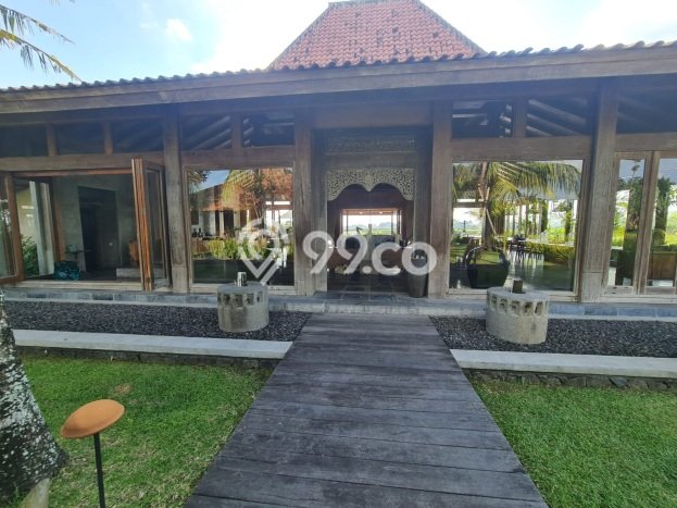 Ready to Use! Luxury House LT 1960m2 Desain Elegan di Nyanyi Ready to Use! Luxury House LT 1960m2 Desain Elegan di Nyanyi