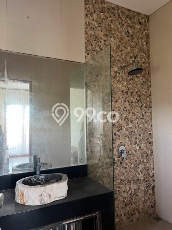 Rumah Mewah LB 236m2 Siap Huni Desain Elegan di Ungasan, Badung Rumah Mewah LB 236m2 Siap Huni Desain Elegan di Ungasan, Badung