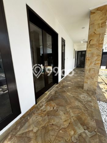 Hunian Mewah Dijual LT 553m2 di Kuta, Badung Hunian Mewah Dijual LT 553m2 di Kuta, Badung